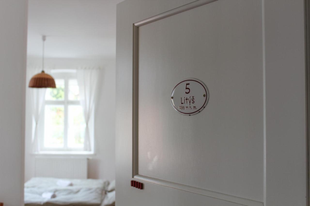 Penzion Pod Kalvarii Hotel Úštěk Екстериор снимка
