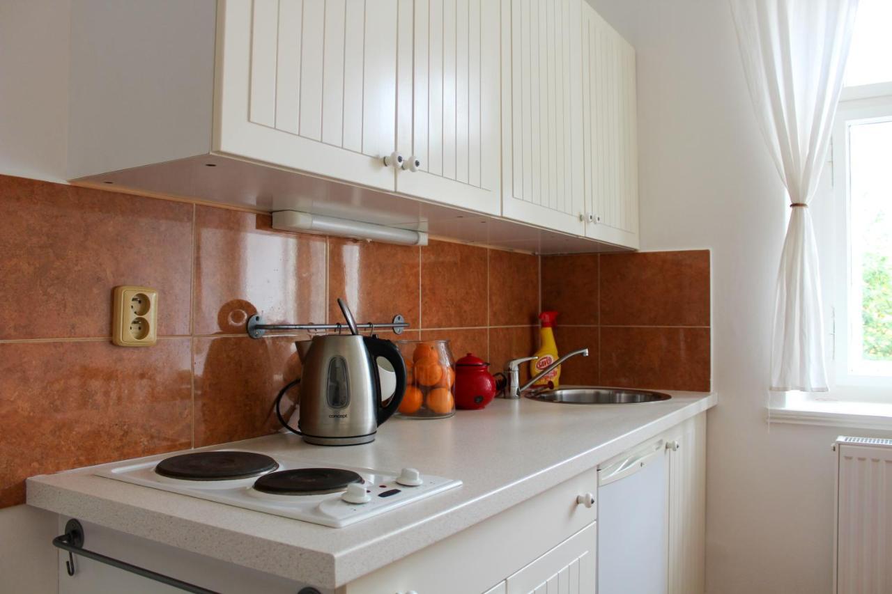 Penzion Pod Kalvarii Hotel Úštěk Екстериор снимка